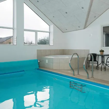 16 Person Holiday In R M Holiday home *